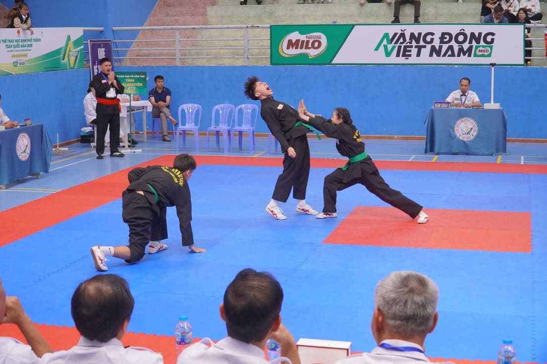 HÌNH ẢNH VÒNG CHUNG KẾT NỘI DUNG QUYỀN THUẬT - GIẢI THỂ THAO HỌC SINH PHỔ THÔNG TOÀN QU… — hình 30