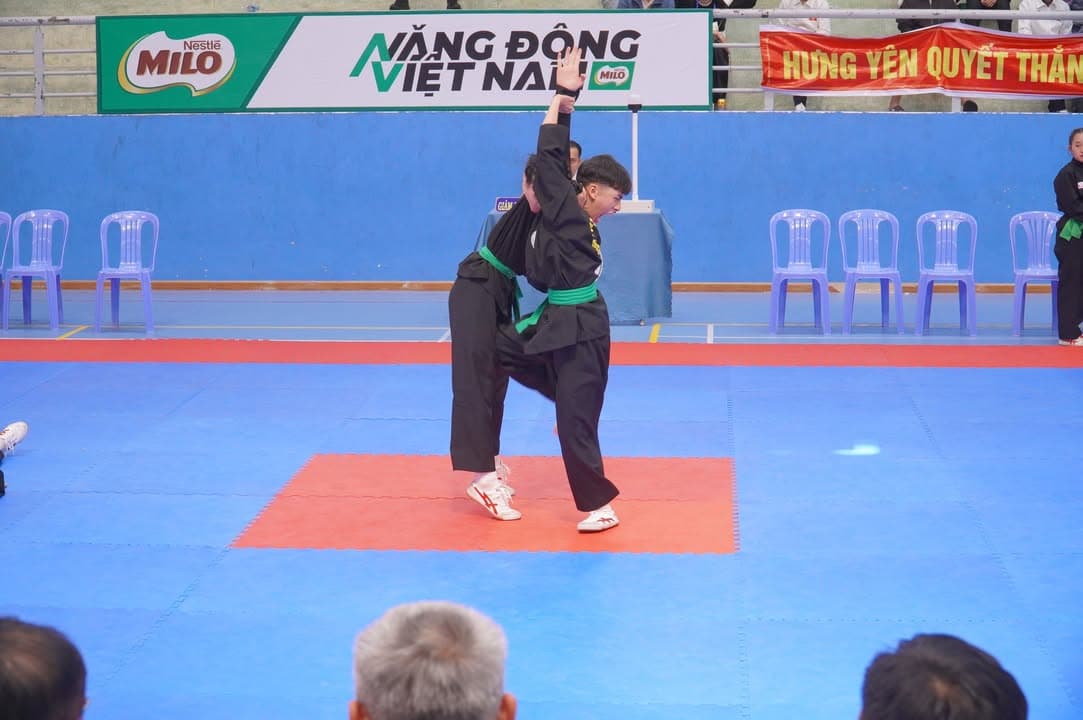 HÌNH ẢNH VÒNG CHUNG KẾT NỘI DUNG QUYỀN THUẬT - GIẢI THỂ THAO HỌC SINH PHỔ THÔNG TOÀN QU… — hình 31