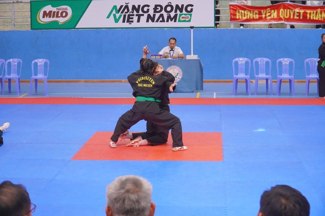 HÌNH ẢNH VÒNG CHUNG KẾT NỘI DUNG QUYỀN THUẬT - GIẢI THỂ THAO HỌC SINH PHỔ THÔNG TOÀN QU… — hình 41