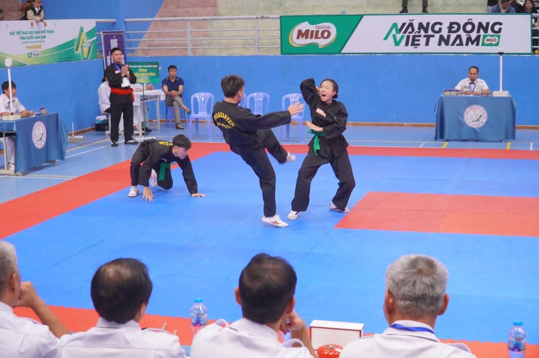 HÌNH ẢNH VÒNG CHUNG KẾT NỘI DUNG QUYỀN THUẬT - GIẢI THỂ THAO HỌC SINH PHỔ THÔNG TOÀN QU… — hình 42