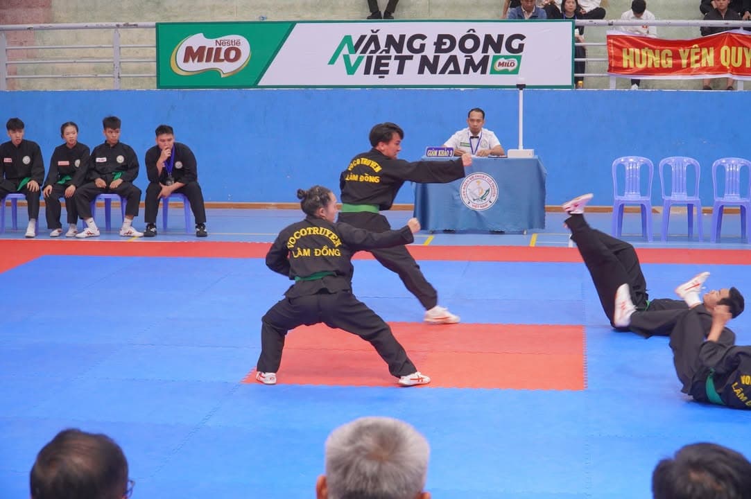 HÌNH ẢNH VÒNG CHUNG KẾT NỘI DUNG QUYỀN THUẬT - GIẢI THỂ THAO HỌC SINH PHỔ THÔNG TOÀN QU… — hình 45