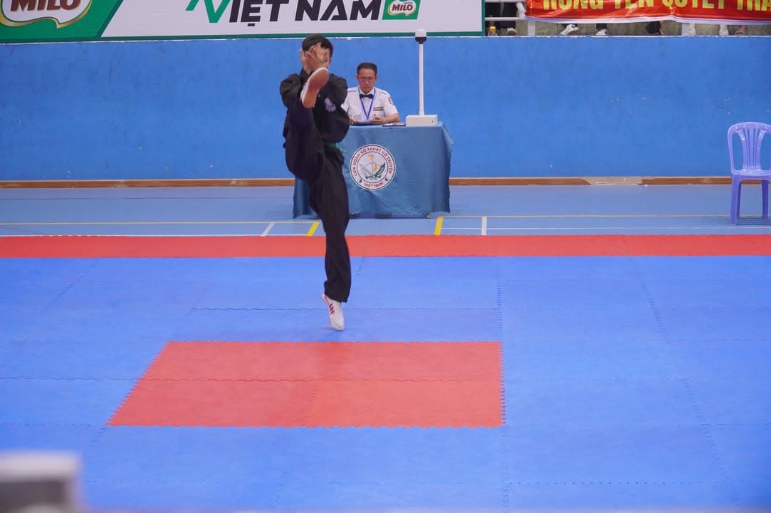 HÌNH ẢNH VÒNG CHUNG KẾT NỘI DUNG QUYỀN THUẬT - GIẢI THỂ THAO HỌC SINH PHỔ THÔNG TOÀN QU… — hình 64