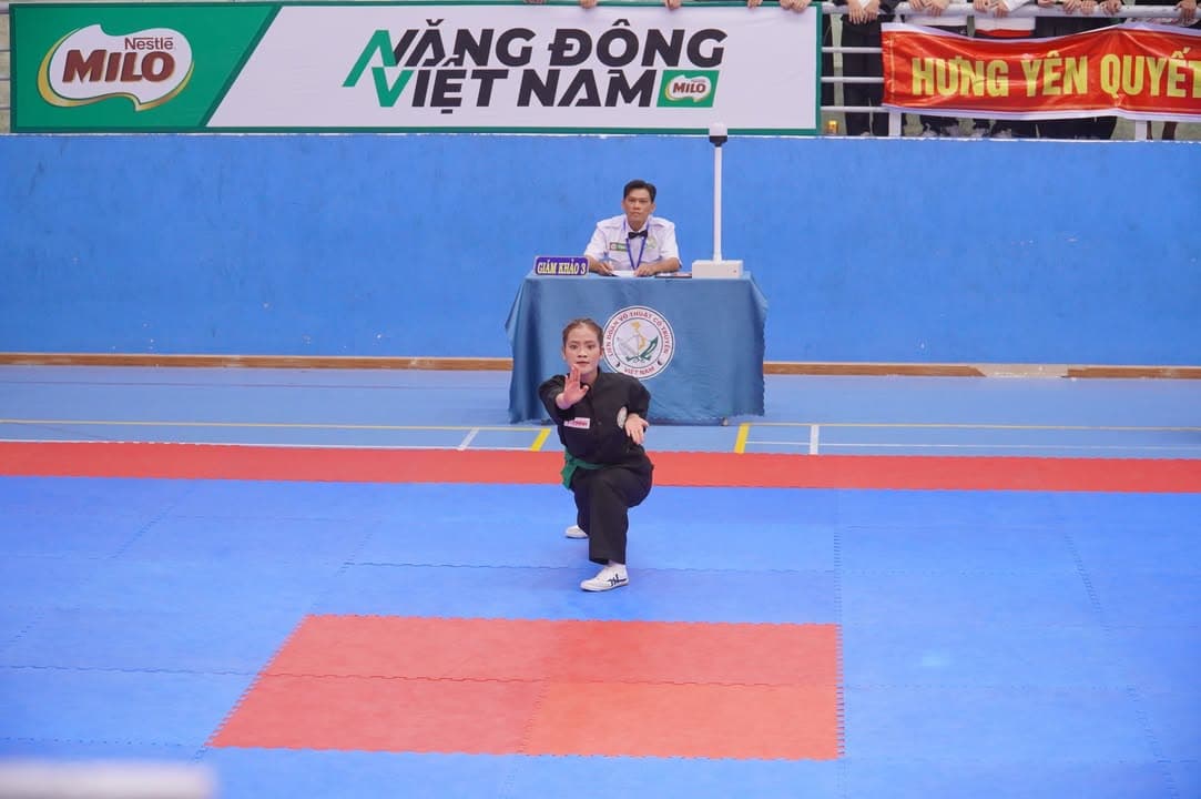 HÌNH ẢNH VÒNG CHUNG KẾT NỘI DUNG QUYỀN THUẬT - GIẢI THỂ THAO HỌC SINH PHỔ THÔNG TOÀN QU… — hình 74