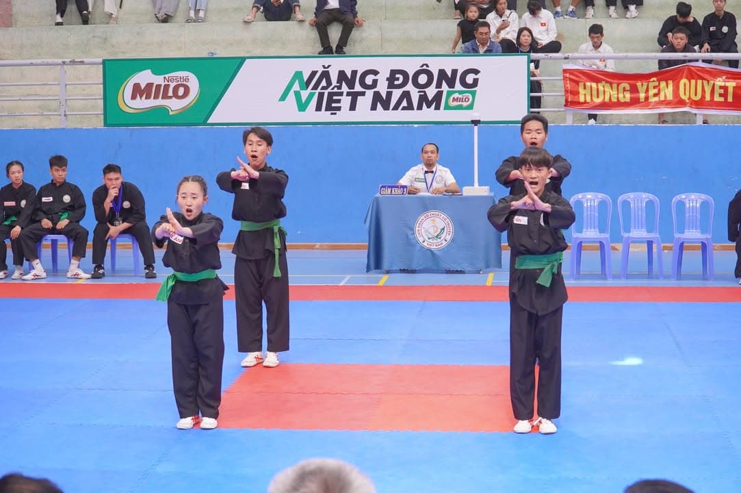 HÌNH ẢNH VÒNG CHUNG KẾT NỘI DUNG QUYỀN THUẬT - GIẢI THỂ THAO HỌC SINH PHỔ THÔNG TOÀN QU… — hình 77