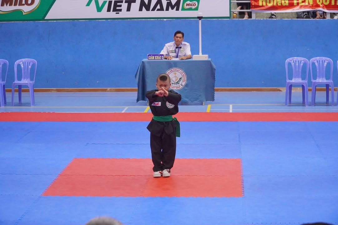 HÌNH ẢNH VÒNG CHUNG KẾT NỘI DUNG QUYỀN THUẬT - GIẢI THỂ THAO HỌC SINH PHỔ THÔNG TOÀN QU… — hình 87