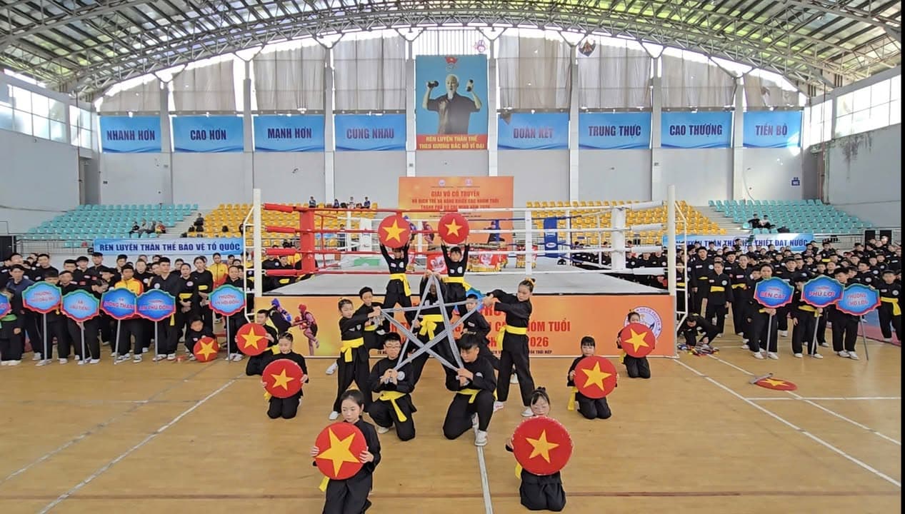 KHAI MẠC GIẢI VOCOTRUYEN VÔ ĐỊCH TRẺ VÀ NĂNG KHIẾU TP — hình 6