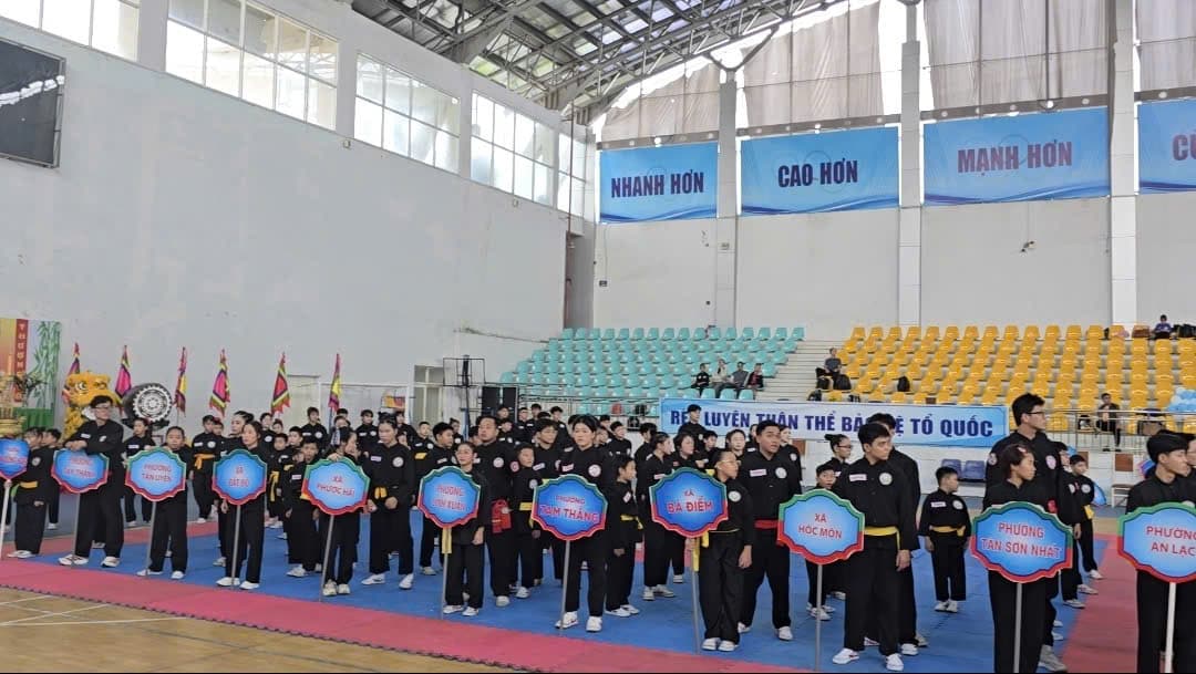 KHAI MẠC GIẢI VOCOTRUYEN VÔ ĐỊCH TRẺ VÀ NĂNG KHIẾU TP — hình 9