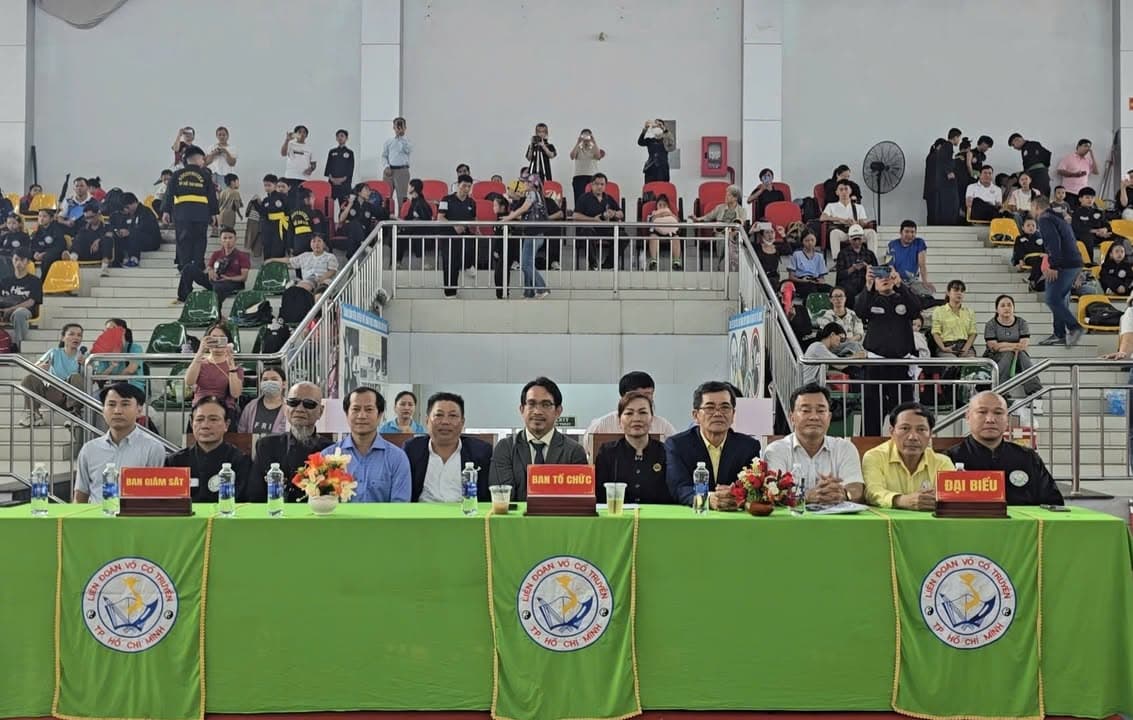 KHAI MẠC GIẢI VOCOTRUYEN VÔ ĐỊCH TRẺ VÀ NĂNG KHIẾU TP — hình 10