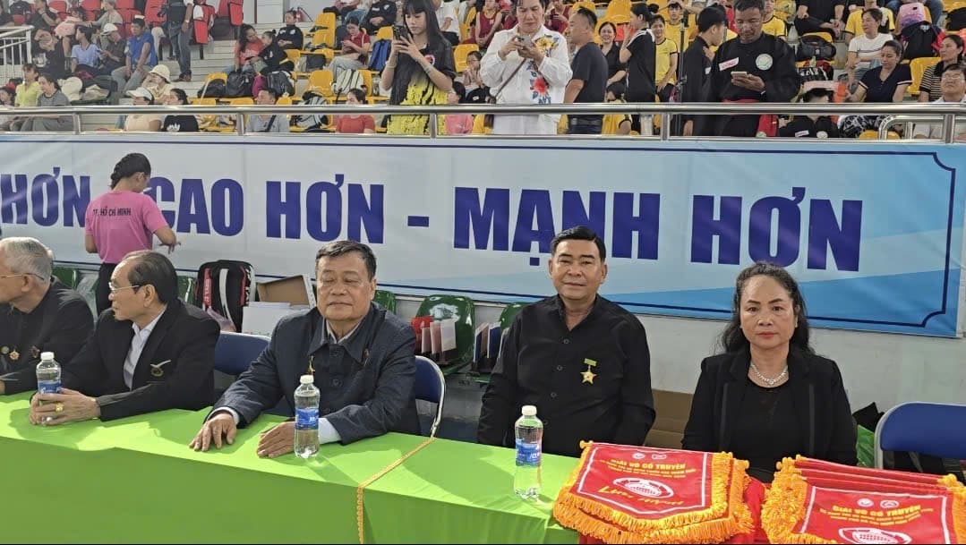 KHAI MẠC GIẢI VOCOTRUYEN VÔ ĐỊCH TRẺ VÀ NĂNG KHIẾU TP — hình 11