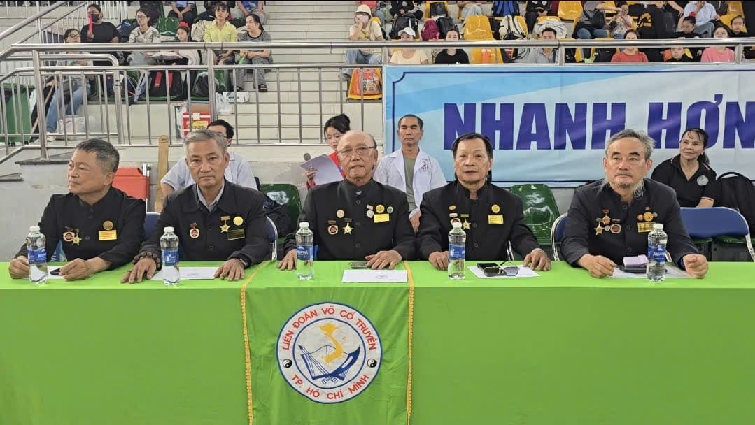KHAI MẠC GIẢI VOCOTRUYEN VÔ ĐỊCH TRẺ VÀ NĂNG KHIẾU TP — hình 12
