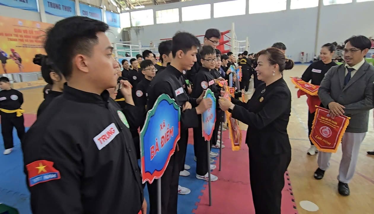 KHAI MẠC GIẢI VOCOTRUYEN VÔ ĐỊCH TRẺ VÀ NĂNG KHIẾU TP — hình 14