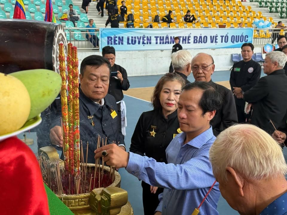 KHAI MẠC GIẢI VOCOTRUYEN VÔ ĐỊCH TRẺ VÀ NĂNG KHIẾU TP — hình 18