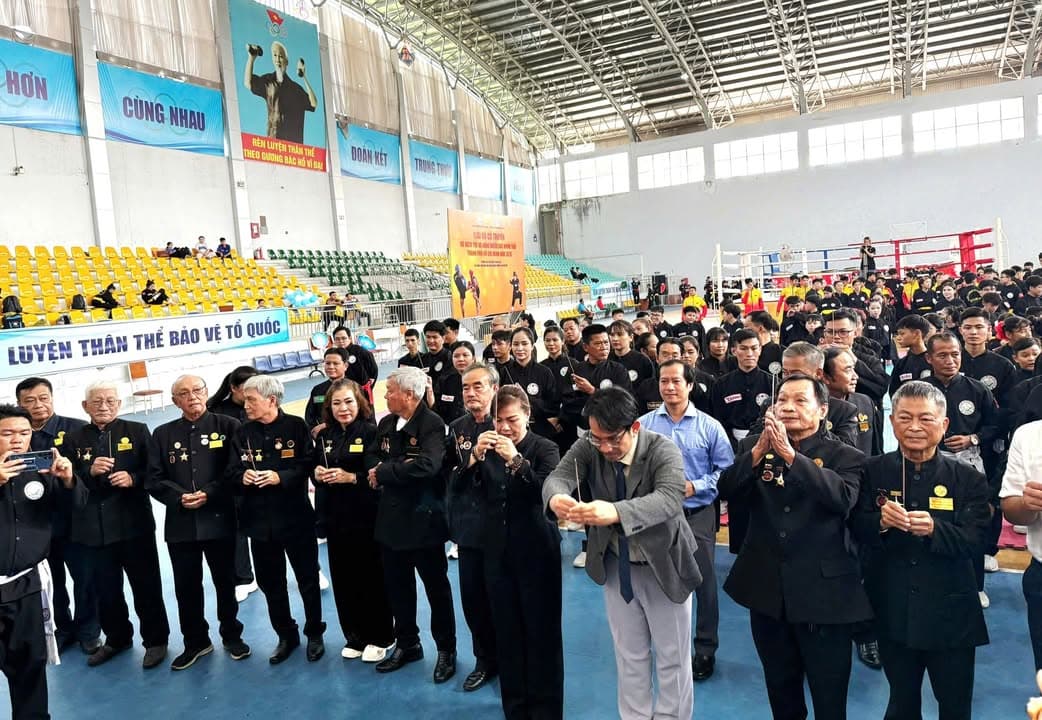KHAI MẠC GIẢI VOCOTRUYEN VÔ ĐỊCH TRẺ VÀ NĂNG KHIẾU TP — hình 19