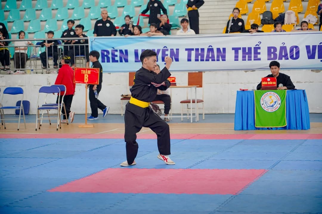 CHÚC MỪNG CÁC VÕ SINH PHẬT QUANG QUYỀN ĐẠT THÀNH TÍCH TẠI GIẢI VÕ CỔ TRUYỀN VÔ ĐỊCH TRẺ… — hình 22