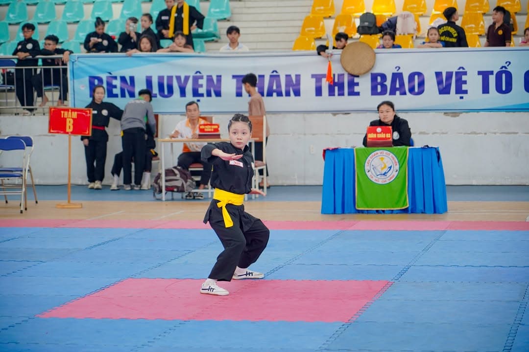 CHÚC MỪNG CÁC VÕ SINH PHẬT QUANG QUYỀN ĐẠT THÀNH TÍCH TẠI GIẢI VÕ CỔ TRUYỀN VÔ ĐỊCH TRẺ… — hình 24