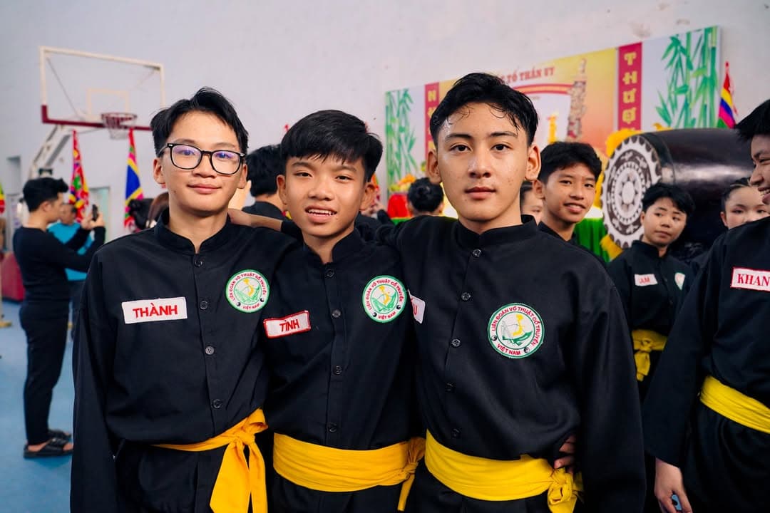 CHÚC MỪNG CÁC VÕ SINH PHẬT QUANG QUYỀN ĐẠT THÀNH TÍCH TẠI GIẢI VÕ CỔ TRUYỀN VÔ ĐỊCH TRẺ… — hình 34