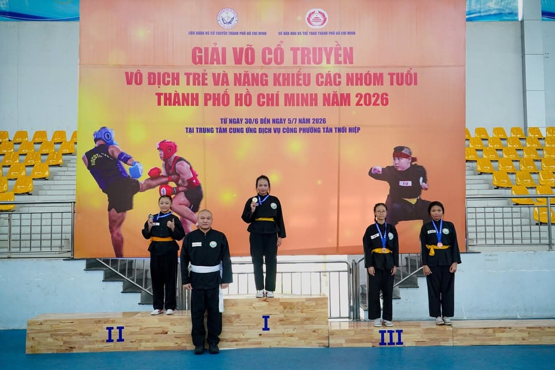 CHÚC MỪNG CÁC VÕ SINH PHẬT QUANG QUYỀN ĐẠT THÀNH TÍCH TẠI GIẢI VÕ CỔ TRUYỀN VÔ ĐỊCH TRẺ… — hình 50