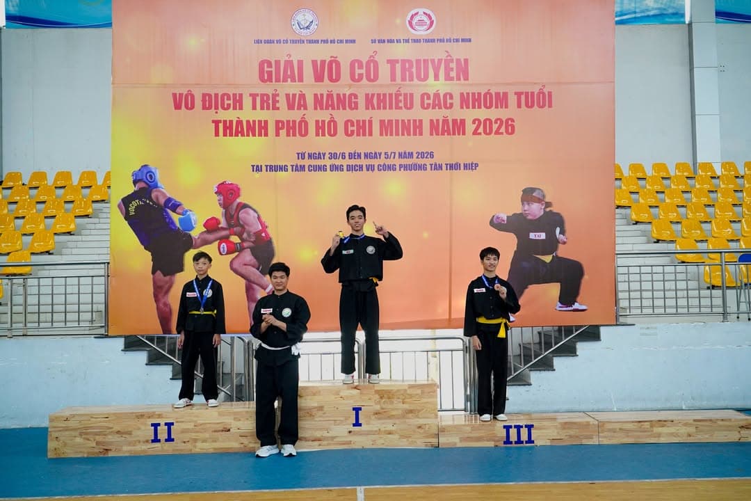 CHÚC MỪNG CÁC VÕ SINH PHẬT QUANG QUYỀN ĐẠT THÀNH TÍCH TẠI GIẢI VÕ CỔ TRUYỀN VÔ ĐỊCH TRẺ… — hình 58