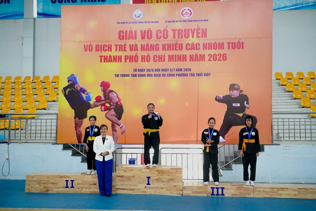 CHÚC MỪNG CÁC VÕ SINH PHẬT QUANG QUYỀN ĐẠT THÀNH TÍCH TẠI GIẢI VÕ CỔ TRUYỀN VÔ ĐỊCH TRẺ… — hình 62