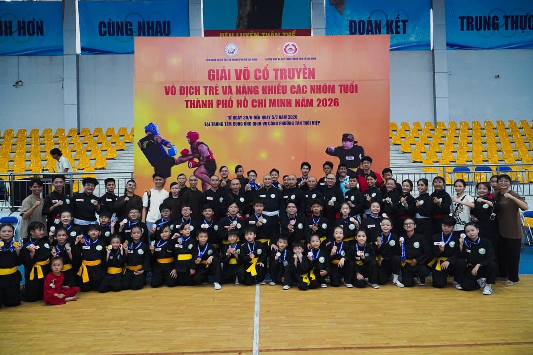 CHÚC MỪNG CÁC VÕ SINH PHẬT QUANG QUYỀN ĐẠT THÀNH TÍCH TẠI GIẢI VÕ CỔ TRUYỀN VÔ ĐỊCH TRẺ… — hình 66