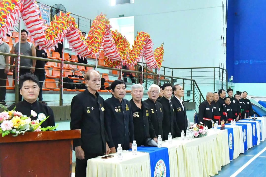 HỪNG HỰC HÀO KHÍ TẠI KHAI MẠC KÌ THI NÂNG ĐAI, ĐỔI ĐAI VÕ CỔ TRUYỀN QUỐC GIA LẦN THỨ I… — hình 31