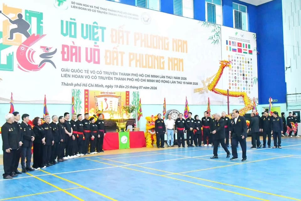HỪNG HỰC HÀO KHÍ TẠI KHAI MẠC KÌ THI NÂNG ĐAI, ĐỔI ĐAI VÕ CỔ TRUYỀN QUỐC GIA LẦN THỨ I… — hình 49