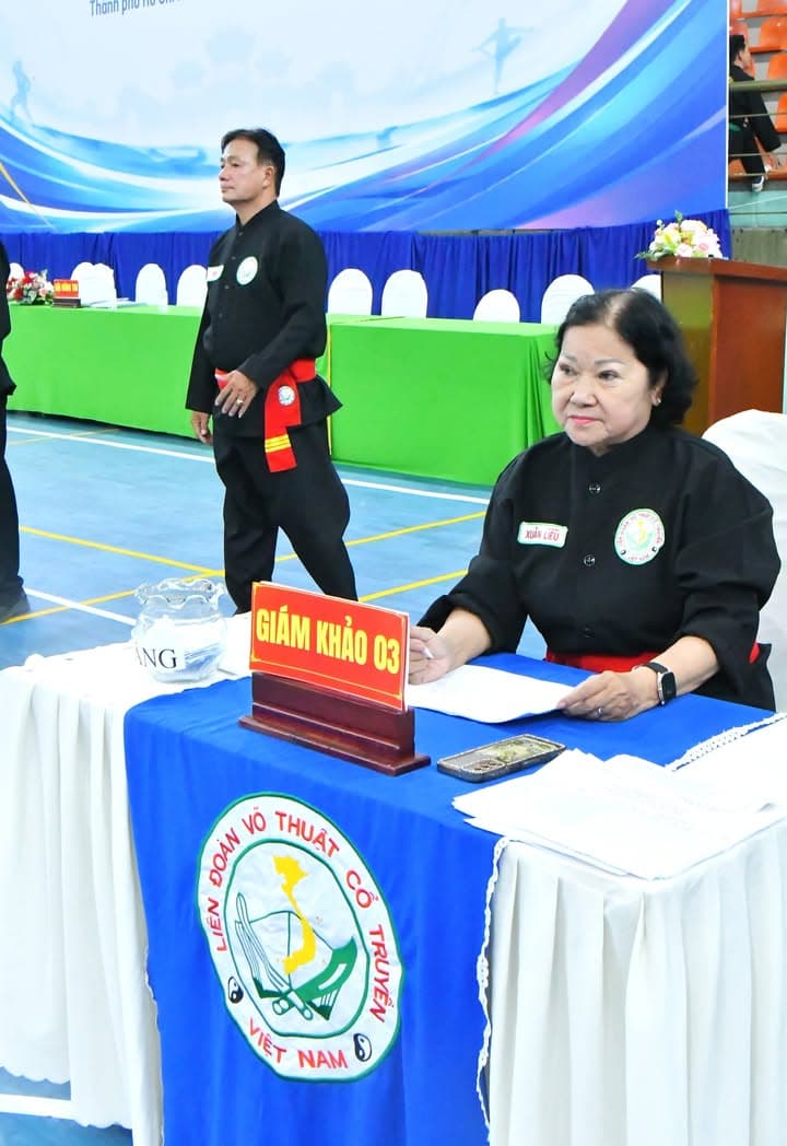 HỪNG HỰC HÀO KHÍ TẠI KHAI MẠC KÌ THI NÂNG ĐAI, ĐỔI ĐAI VÕ CỔ TRUYỀN QUỐC GIA LẦN THỨ I… — hình 57