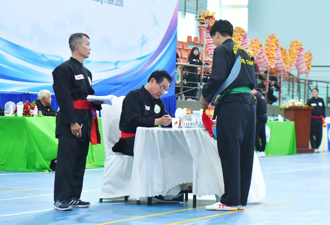 CẬP NHẬT HÌNH ẢNH TẠI KỲ THI NÂNG ĐAI, ĐỔI ĐAI VÕ CỔ TRUYỀN QUỐC GIA LẦN THỨ I - NĂM 20… — hình 16