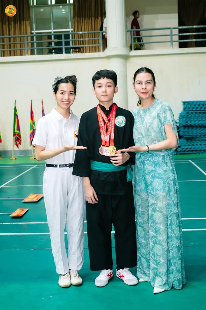 CHÚC MỪNG VÕ SINH, MÔN SINH PHẬT QUANG QUYỀN ĐÃ ĐẠT THÀNH TÍCH TẠI GIẢI CÚP VÔ ĐỊCH VÕ… — hình 25