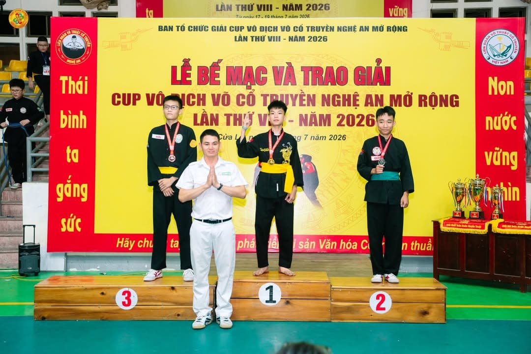 CHÚC MỪNG VÕ SINH, MÔN SINH PHẬT QUANG QUYỀN ĐÃ ĐẠT THÀNH TÍCH TẠI GIẢI CÚP VÔ ĐỊCH VÕ… — hình 31