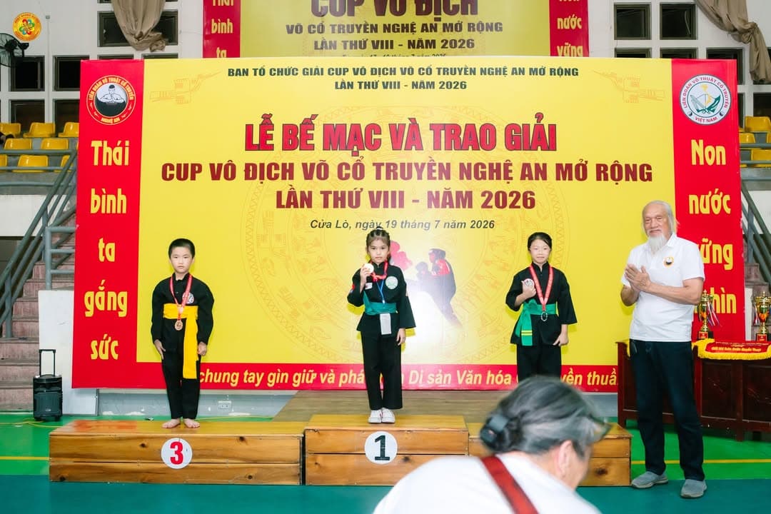 CHÚC MỪNG VÕ SINH, MÔN SINH PHẬT QUANG QUYỀN ĐÃ ĐẠT THÀNH TÍCH TẠI GIẢI CÚP VÔ ĐỊCH VÕ… — hình 47