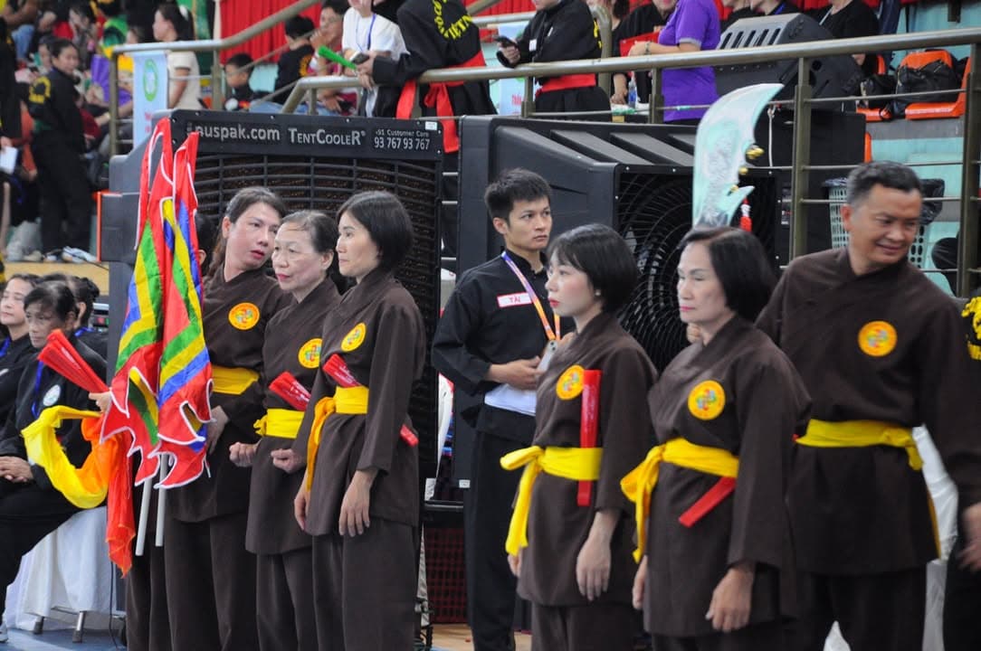 HÌNH ẢNH CÁC VÕ SINH, MÔN SINH PHẬT QUANG QUYỀN TẠI LIÊN HOAN VÕ VIỆT ĐẤT PHƯƠNG NAM NĂ… — hình 19