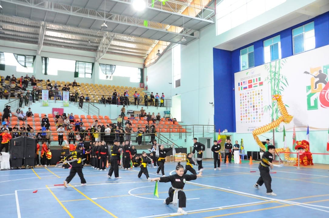 HÌNH ẢNH CÁC VÕ SINH, MÔN SINH PHẬT QUANG QUYỀN TẠI LIÊN HOAN VÕ VIỆT ĐẤT PHƯƠNG NAM NĂ… — hình 44