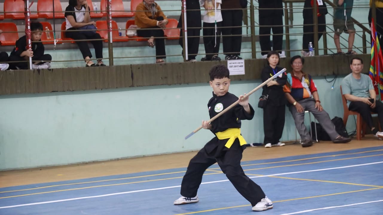 HÌNH ẢNH CÁC VÕ SINH, MÔN SINH PHẬT QUANG QUYỀN TẠI LIÊN HOAN VÕ VIỆT ĐẤT PHƯƠNG NAM NĂ… — hình 65