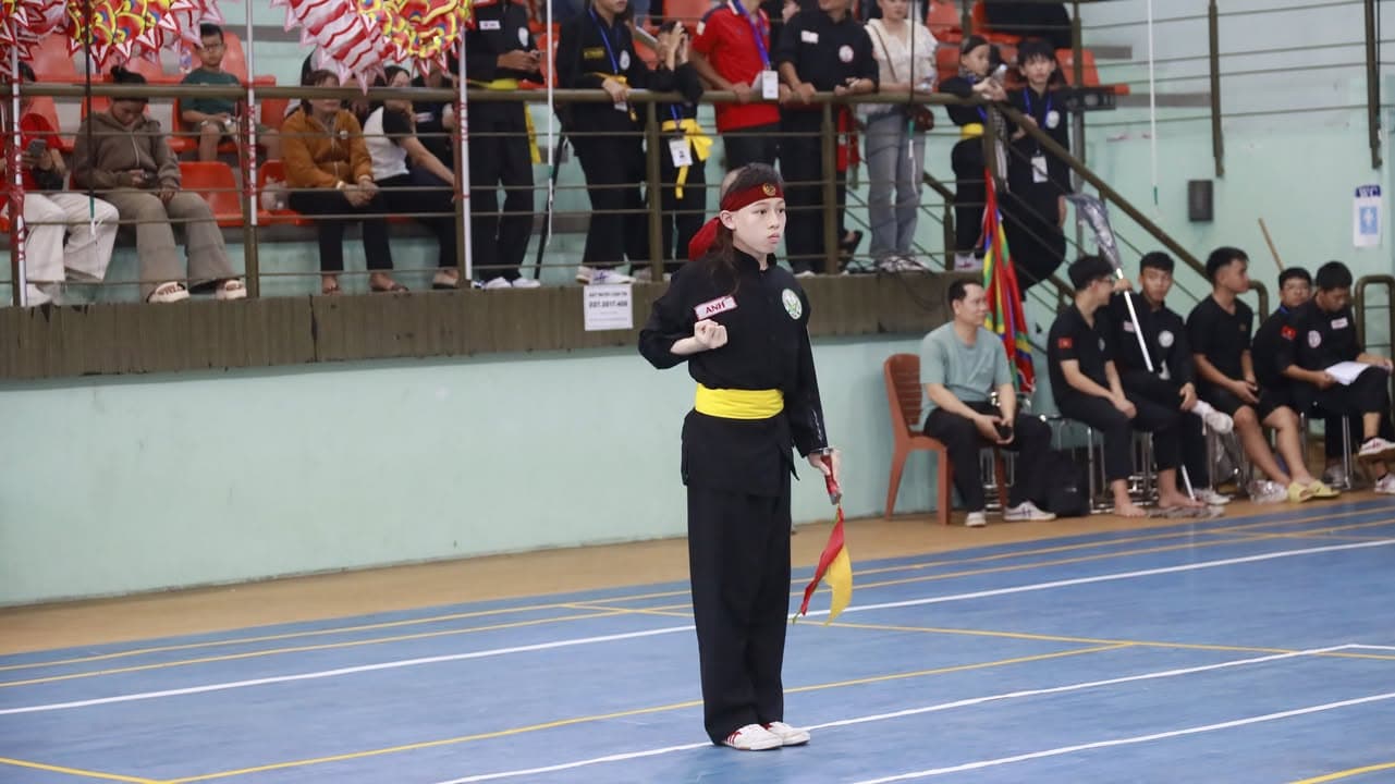 HÌNH ẢNH CÁC VÕ SINH, MÔN SINH PHẬT QUANG QUYỀN TẠI LIÊN HOAN VÕ VIỆT ĐẤT PHƯƠNG NAM NĂ… — hình 66