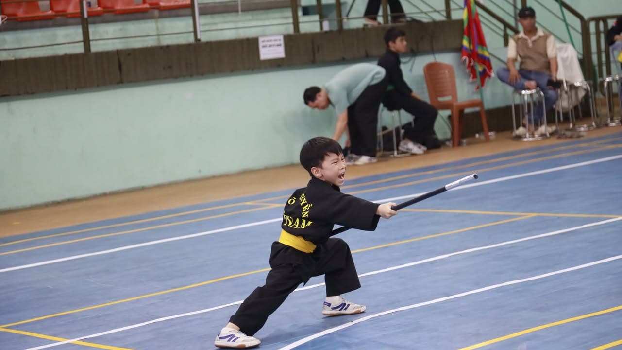 HÌNH ẢNH CÁC VÕ SINH, MÔN SINH PHẬT QUANG QUYỀN TẠI LIÊN HOAN VÕ VIỆT ĐẤT PHƯƠNG NAM NĂ… — hình 67