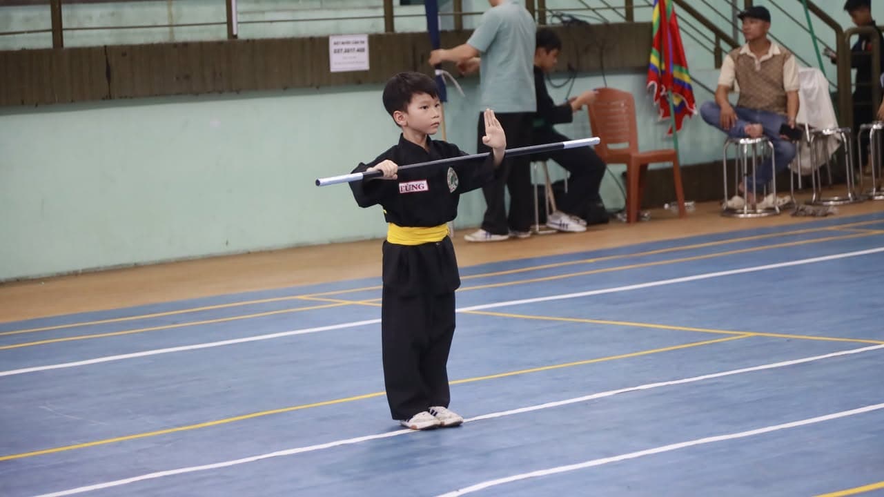 HÌNH ẢNH CÁC VÕ SINH, MÔN SINH PHẬT QUANG QUYỀN TẠI LIÊN HOAN VÕ VIỆT ĐẤT PHƯƠNG NAM NĂ… — hình 74