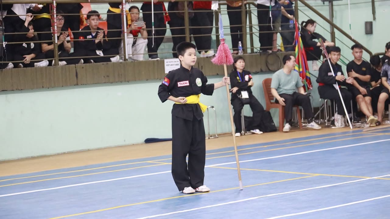 HÌNH ẢNH CÁC VÕ SINH, MÔN SINH PHẬT QUANG QUYỀN TẠI LIÊN HOAN VÕ VIỆT ĐẤT PHƯƠNG NAM NĂ… — hình 82