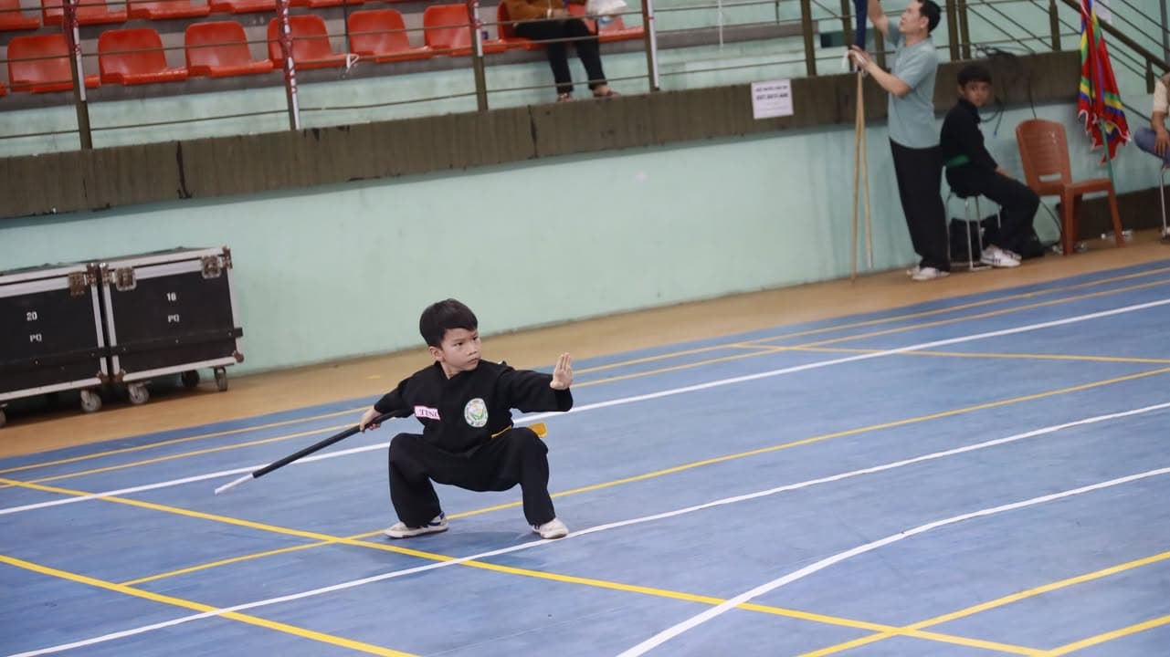 HÌNH ẢNH CÁC VÕ SINH, MÔN SINH PHẬT QUANG QUYỀN TẠI LIÊN HOAN VÕ VIỆT ĐẤT PHƯƠNG NAM NĂ… — hình 85