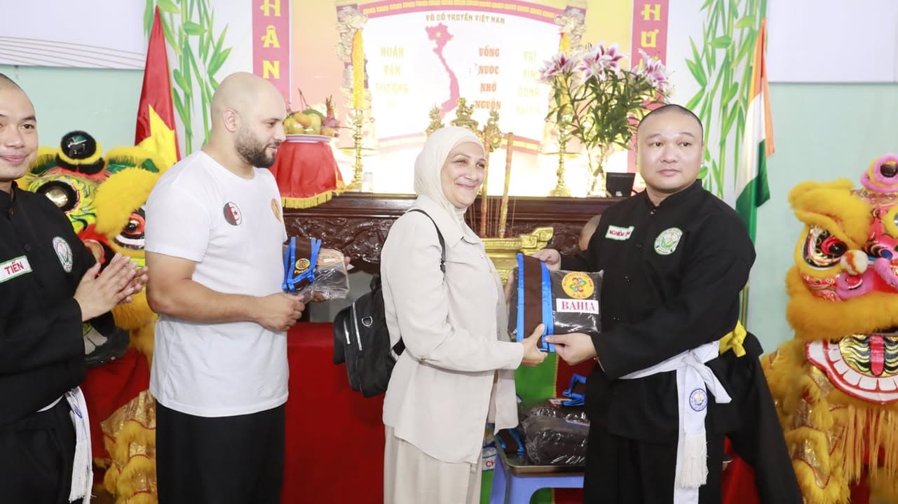 CHÀO MỪNG PHẬT QUANG QUYỀN ALGERIA – CHÀO MỪNG NHỮNG NGƯỜI ANH EM TỪ CHÂU PHI VỀ CHUNG… — hình 33