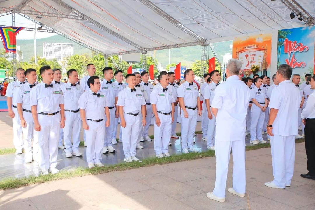 CHỈ 3 TỪ THÔI! - 'QUÁ HẤP DẪN — hình 13