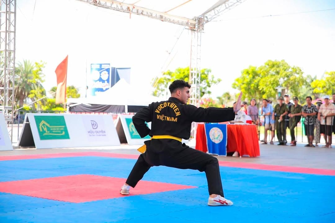 CHỈ 3 TỪ THÔI! - 'QUÁ HẤP DẪN — hình 26
