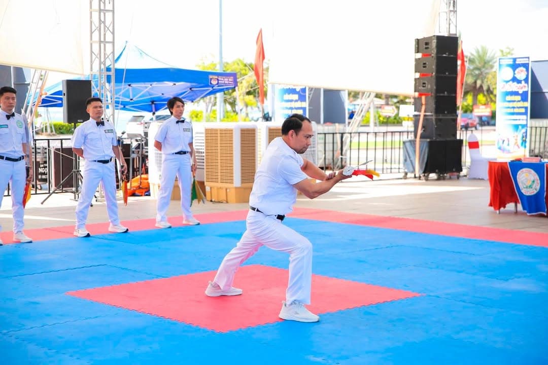 CHỈ 3 TỪ THÔI! - 'QUÁ HẤP DẪN — hình 29