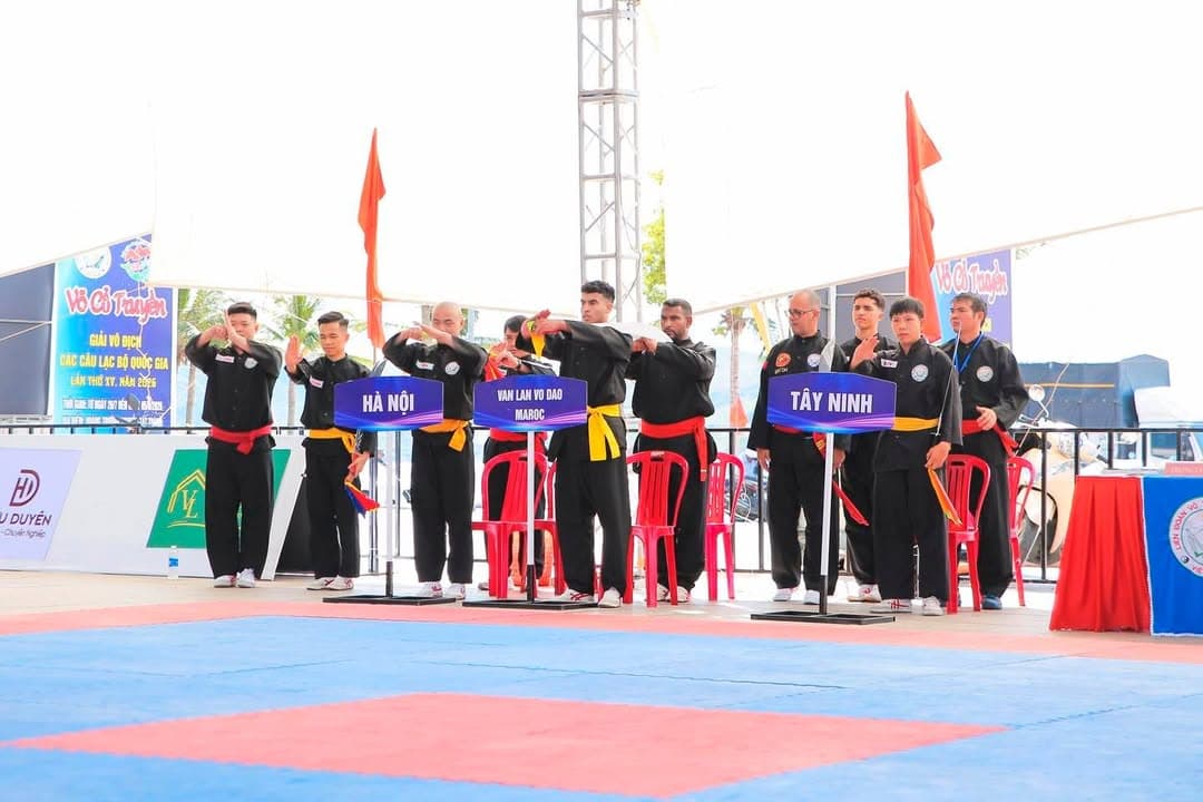 CHỈ 3 TỪ THÔI! - 'QUÁ HẤP DẪN — hình 65
