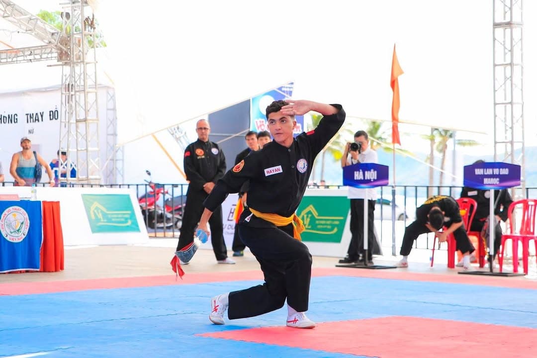 CHỈ 3 TỪ THÔI! - 'QUÁ HẤP DẪN — hình 87