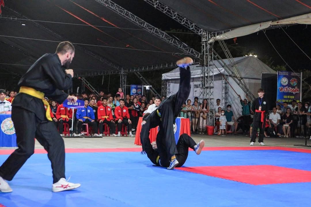 ĐÊM QUA LÀ MỘT ĐÊM THẬT TUYỆT ĐỐI VỚI NHƯNG AI MÊ VÕ CỔ TRUYỀN — hình 31