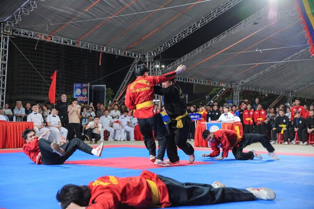 ĐÊM QUA LÀ MỘT ĐÊM THẬT TUYỆT ĐỐI VỚI NHƯNG AI MÊ VÕ CỔ TRUYỀN — hình 51