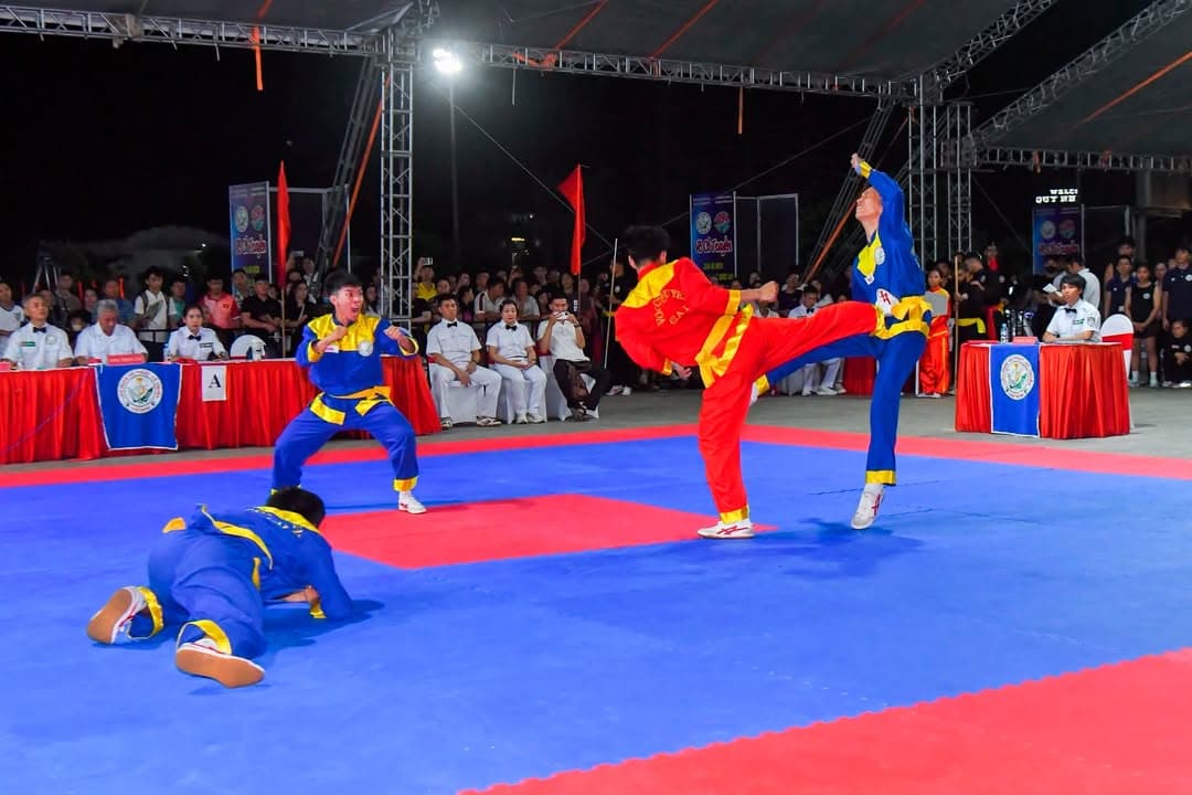 ĐÊM QUA LÀ MỘT ĐÊM THẬT TUYỆT ĐỐI VỚI NHƯNG AI MÊ VÕ CỔ TRUYỀN — hình 87