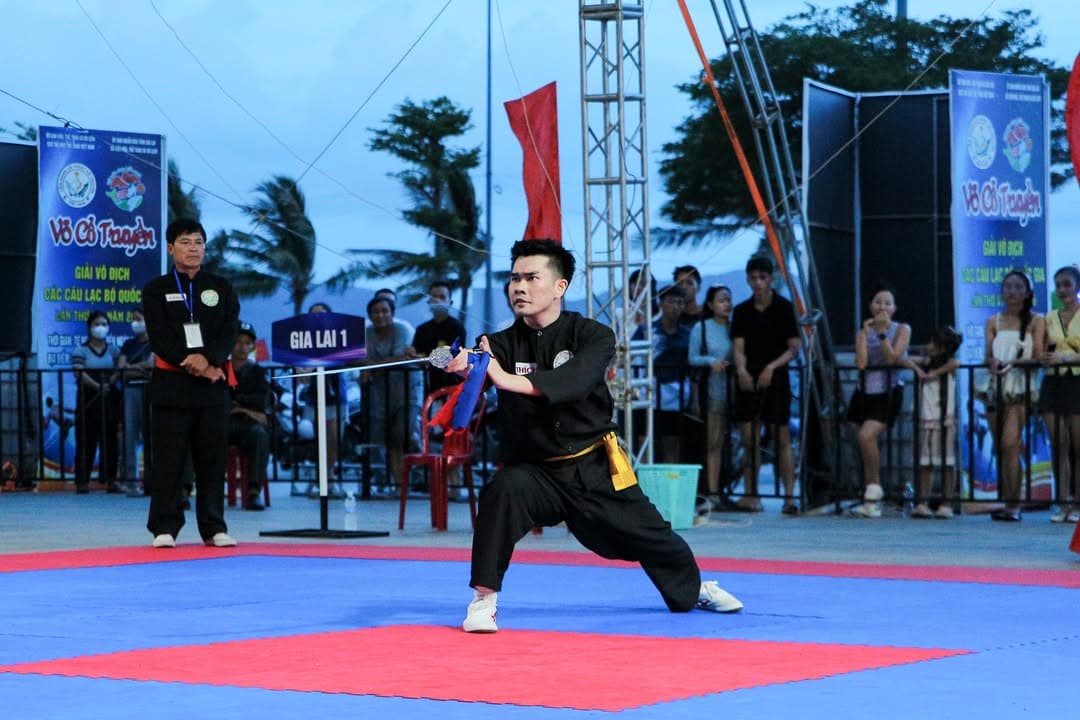 BẮT TRỌN' NHỮNG KHOẢNH KHẮC ĐÊM BÁN KẾT RỰC CHÁY! — hình 11