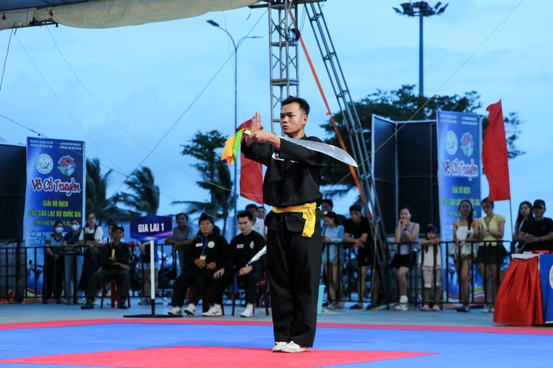 BẮT TRỌN' NHỮNG KHOẢNH KHẮC ĐÊM BÁN KẾT RỰC CHÁY! — hình 16